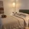 Cozy 2 bedroom cottage - Newly renovated, perfect location for best of Ballarat
