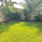 House with nice garden - Kwedonu