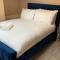 One Bedroom Apartment in Walsall Sleeps 4 FREE WIFI By Villazu - Bloxwich