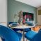 Ocean Village 1-Bedroom Luxurious, Stylish & Cosy Apartment, Central Location in Southampton, Sleeps 4 - SUMMER SPECIAL OFFER AVAILABLE! - by Blue Puffin Stays