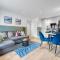 Ocean Village 1-Bedroom Luxurious, Stylish & Cosy Apartment, Central Location in Southampton, Sleeps 4 - SUMMER SPECIAL OFFER AVAILABLE! - by Blue Puffin Stays