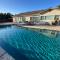Pool Sunny Kitchen King Beds 3 Bdrm - Simi Valley