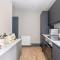 Immaculate 3 Bed Apartment with Private Entrance in Inverleith - 爱丁堡