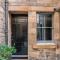 Immaculate 3 Bed Apartment with Private Entrance in Inverleith - 爱丁堡