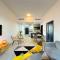 Luxury & Centric Flat with Balcony views in Marina - Dubaj