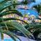 PLAYA DEL CURA - Spacious Beachside Apartment