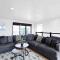 Ocean Escape- 5 Bedroom, 3 bath- Sleeps 11