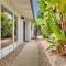 Shores Perfection - Spa, AC, Pet Friendly, Parking, Fire Pit & Massive Private Yard! - San Diego