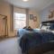 The Copperfield - Modern 4 Bed house with parking