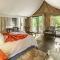 Phelwana Game Lodge