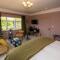 Eypes Mouth Country Hotel