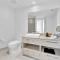 Ocean Views 2BR on 30th floor Miami - شاطئ هالانديل