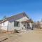 Single Tree Cottage - Walk to Downtown Chama!