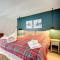 Pet-Friendly Home with Deck 4 Mi to Jay Peak Resort