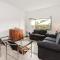 Beachouse - Surf, Bed & Breakfast