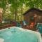 Apollonie Cabin Lookout Mountain Hot Tub