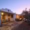 Olive Stone Farm Cottages - Montagu