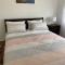Comfy 3 bedroom house 15min from airport and Melbourne CBD - Albion