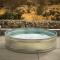 Neutra Home Joshua Tree Luxury Retreat Pool and Spa
