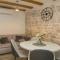 Old Center Stone House - Split