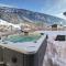 Spacious apartment - beautiful terrace with view