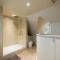 Charming 2 bedroom property