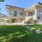 Villa Fiumetto by Mmega