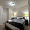 B11-Reunion Villa for relaxation, fenced yard, many BRs - Bothell