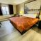 Super 8 by Wyndham Shakopee