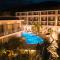 Flisvos Royal Hotel & Suites