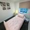 The Gorge Getaway - Deluxe 3-Bedroom Apartment