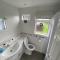 Granada, 2 bedroom chalet with onsite pool and bar