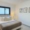 Phaedrus Living: White Hills Suites City View