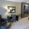 Dockside Suites