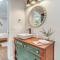 Luxury Savannah Retreat Heated Pool and Pet Friendly - Savannah