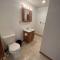 Spacious Apt near Guthrie Packer