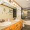 Peaceful Cabin Home with Breathtaking View! - مدينة بيغ بير