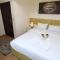 Pyramids Heart Hotel