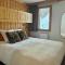 Meribel Centre La Chaudanne, real ski in and out, 3 bedrooms 2 bathrooms newly renovated, Chalet lÉpervière
