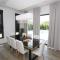 Holiday Home EB with Heated Pool