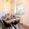 Stunning 3-Bed Cottage Hot Tub Wi-Fi Parking