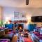 Stunning 3-Bed Cottage Hot Tub Wi-Fi Parking