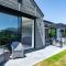 Serenity Haven: Retreat with Panoramic Views - 瓦纳卡