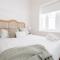 Lexton House - Luxurious Cottage