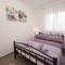 Apartments with a parking space Trogir - 22015