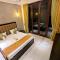 The Aurelia
