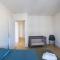 Bright cosy corner & free parking