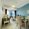 Luton Vacation Homes -sea view -Damac Heights, Dubai Marina -90AB2