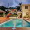 Beautiful 5-bed villa with views and pool - Decaj villa - Cap Estate