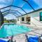 VILLA MODERN TIMES - 4 BEDS - 2 BATHS - 8 GUESTS - WATERVIEW & POOL - INCL. 10% OFF BOAT RENTAL - Cape Coral